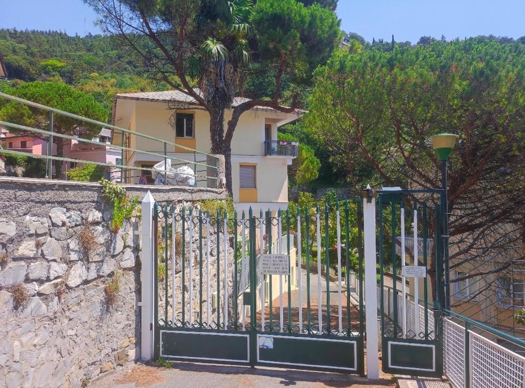 Forti Genova-Free Parking Castellaccio Apartment 2 Ngoại thất bức ảnh